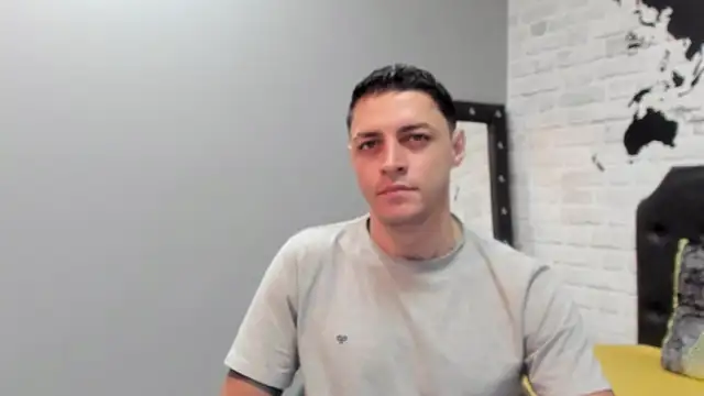 Frank Millers online show from November 14, 7:50 pm