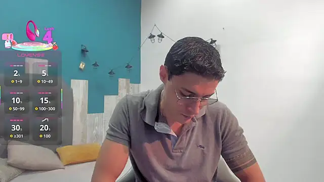 Frank Millers online show from October 15, 7:33 pm