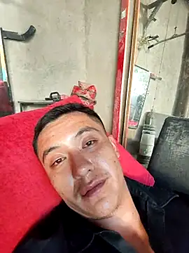 Snapshot of Ch420 chatting on October 1, 10:46 pm Ch420 online show from October 1, 10:46 pm