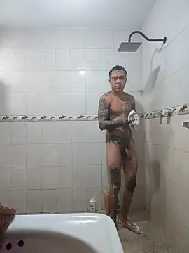 Snapshot of Ch420 chatting on November 8, 4:32 pm Ch420 online show from November 8, 4:32 pm