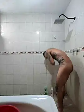 Snapshot of Ch420 chatting on November 7, 5:17 pm Ch420 online show from November 7, 5:17 pm