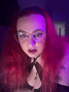 it is spicy online show from February 1, 11:06 pm