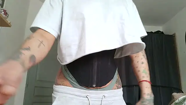 serena  vedette online show from April 10, 11:06 am