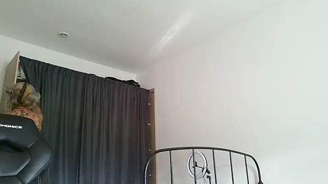 serena  vedette online show from February 23, 11:44 am