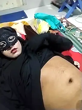 Snapshot of HijabiQueen789 chatting on January 23, 7:07 pm HijabiQueen789 online show from January 23, 7:07 pm