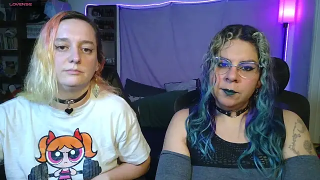 Evelan420 online show from May 7, 9:18 pm