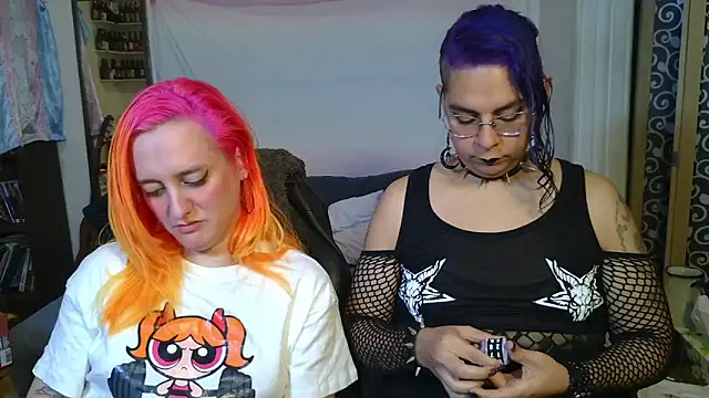 Evelan420 online show from November 26, 7:03 pm