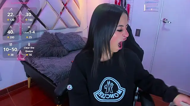 Snapshot of Belinda_Braund chatting on March 17, 2:45 pm Belinda Braund online show from March 17, 2:45 pm