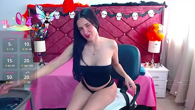 victoria adams07 online show from October 3, 7:48 pm