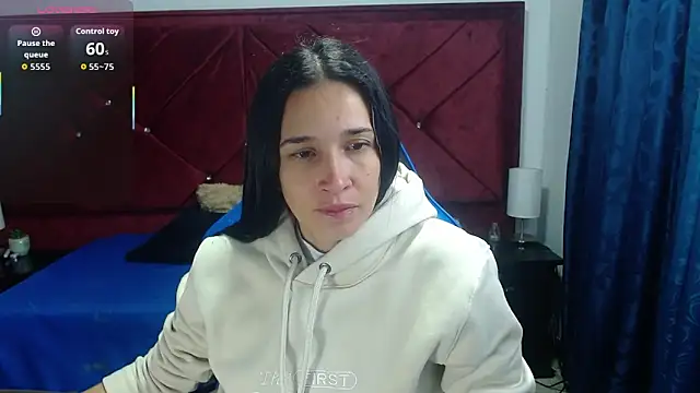 victoria adams07 online show from April 2, 1:51 pm