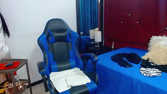 victoria adams07 online show from February 11, 7:58 pm