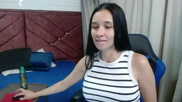 victoria adams07 online show from March 12, 7:51 pm