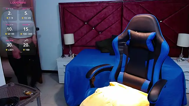 Snapshot of victoria_adams07 chatting on November 5, 7:50 pm victoria adams07 online show from November 5, 7:50 pm