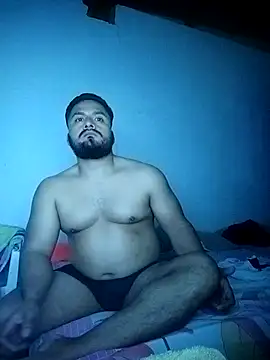 Snapshot of Ant1990 chatting on December 2, 3:52 am Ant1990 online show from December 2, 3:52 am