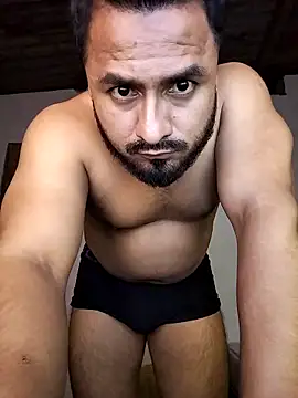 Snapshot of Ant1990 chatting on March 18, 3:45 am Ant1990 online show from March 18, 3:45 am