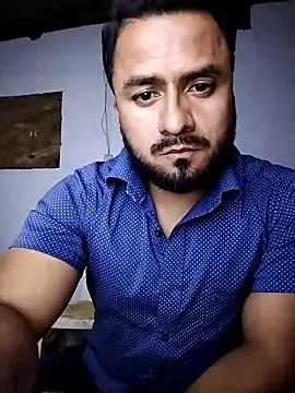 Snapshot of Ant1990 chatting on March 14, 4:32 am Ant1990 online show from March 14, 4:32 am