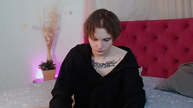 DemianEnglen online show from April 11, 9:29 pm