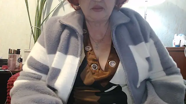 DeniseeRosea online show from April 14, 4:01 pm