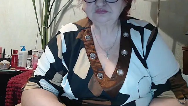 DeniseeRosea online show from March 18, 8:32 pm