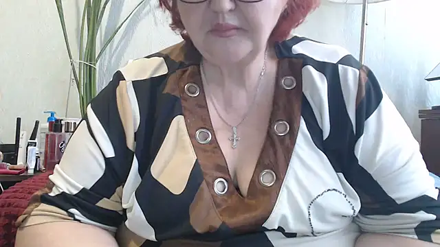 DeniseeRosea online show from April 4, 11:28 am