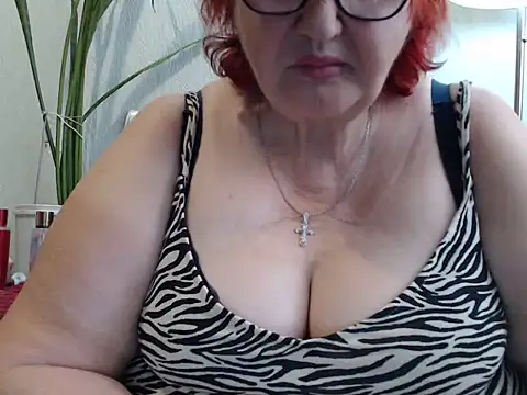 Snapshot of DeniseeRosea chatting on June 4, 7:35 am DeniseeRosea online show from June 4, 7:35 am