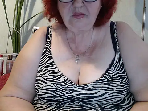 Snapshot of DeniseeRosea chatting on June 11, 4:48 pm DeniseeRosea online show from June 11, 4:48 pm