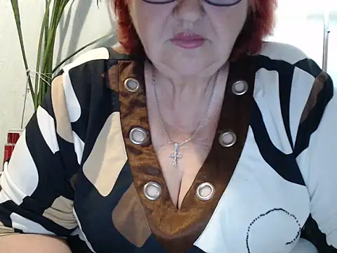 Snapshot of DeniseeRosea chatting on June 14, 7:37 pm DeniseeRosea online show from June 14, 7:37 pm