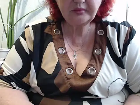 Snapshot of DeniseeRosea chatting on June 2, 9:09 am DeniseeRosea online show from June 2, 9:09 am