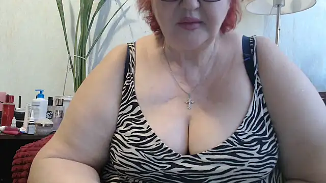 DeniseeRosea online show from March 9, 7:34 am