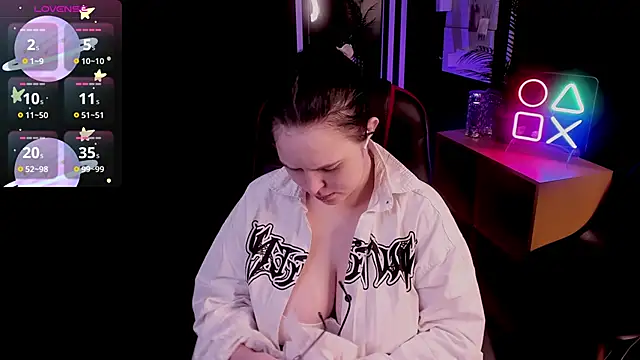 Manic pixie  online show from November 6, 3:27 pm