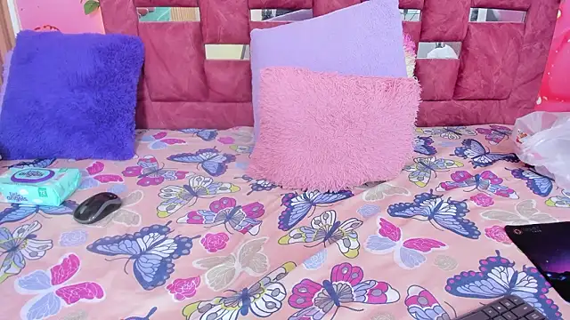 Snapshot of scarlett__evans_ chatting on February 23, 6:52 pm scarlett evans online show from February 23, 6:52 pm