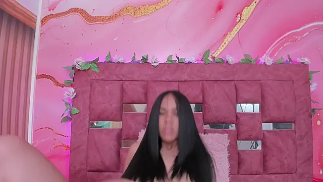 scarlett  evans  online show from November 21, 6:29 pm