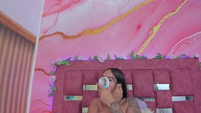 scarlett  evans  online show from June 30, 6:41 pm