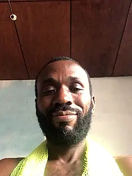 Snapshot of onewinnertee chatting on January 7, 12:10 pm onewinnertee online show from January 7, 12:10 pm