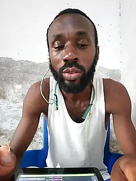 Snapshot of onewinnertee chatting on February 8, 5:54 pm onewinnertee online show from February 8, 5:54 pm