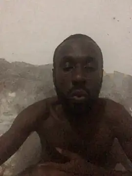 Snapshot of onewinnertee chatting on January 19, 12:47 am onewinnertee online show from January 19, 12:47 am