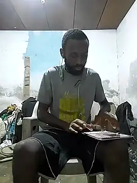 Snapshot of onewinnertee chatting on February 5, 12:28 am onewinnertee online show from February 5, 12:28 am