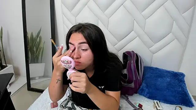 LindaHooker online show from March 22, 6:37 am