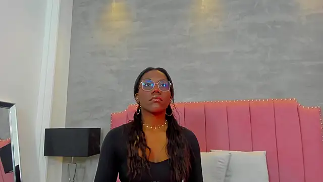 Alaia Colins online show from November 27, 3:07 am