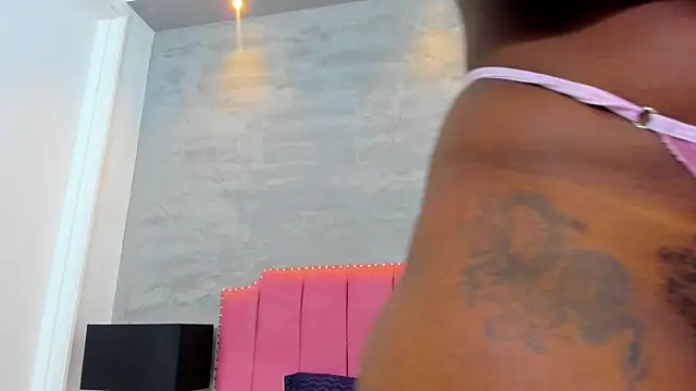 Alaia Colins online show from September 15, 4:35 am