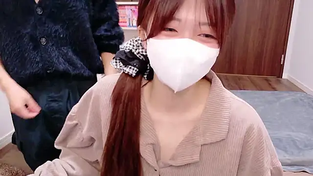 Snapshot of NA-KAREN-V8 chatting on October 9, 1:00 pm NA-KAREN-V8 online show from October 9, 1:00 pm