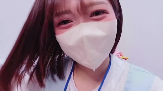 NA-KAREN-V8 online show from April 3, 9:16 am