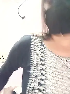 Simran-001 online show from June 10, 1:34 pm