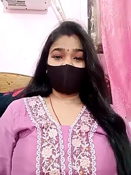 Snapshot of Simran-001 chatting on March 21, 8:50 am Simran-001 online show from March 21, 8:50 am