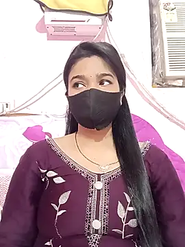 Snapshot of Simran-001 chatting on September 26, 1:29 pm Simran-001 online show from September 26, 1:29 pm