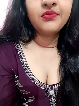 Snapshot of Simran-001 chatting on March 18, 2:28 pm Simran-001 online show from March 18, 2:28 pm