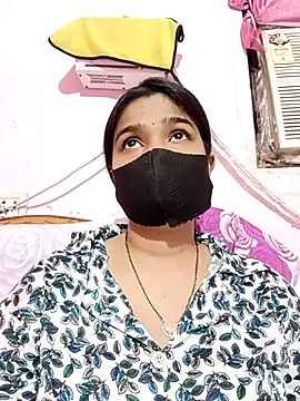 Snapshot of Simran-001 chatting on October 5, 6:42 pm Simran-001 online show from October 5, 6:42 pm