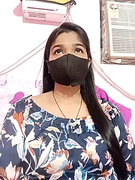 Snapshot of Simran-001 chatting on September 23, 1:51 pm Simran-001 online show from September 23, 1:51 pm