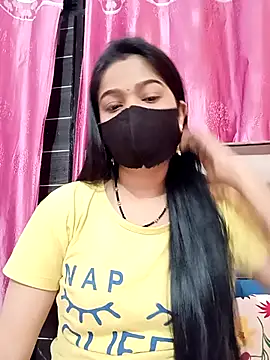 Snapshot of Simran-001 chatting on October 29, 8:30 pm Simran-001 online show from October 29, 8:30 pm