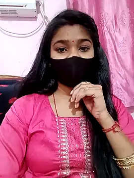 Snapshot of Simran-001 chatting on March 13, 6:01 pm Simran-001 online show from March 13, 6:01 pm